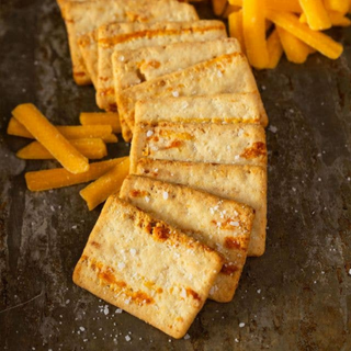 Sharp Cheddar Biscuit Crackers