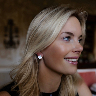 Elle Clover Mother of Pearl Stud Earring