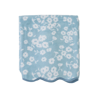 Patterned Scallop Bath Towel